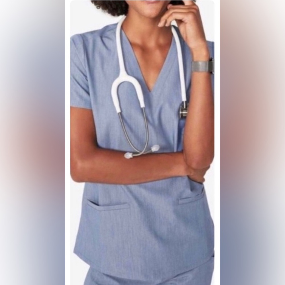 Figs Casma Three Pocket Top in the color Heather Indigo